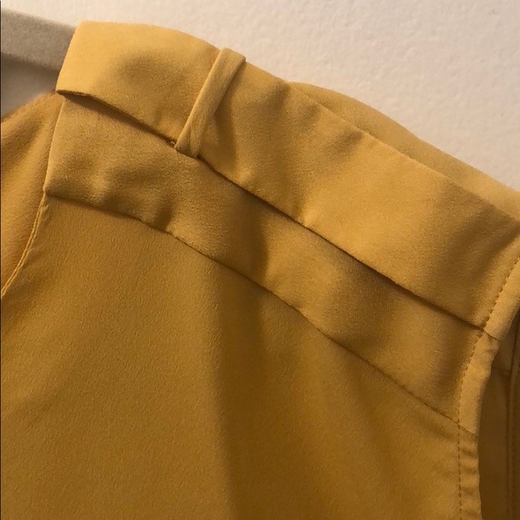 NWT Joe Fresh Mustard Yellow Top - Picture 3 of 4
